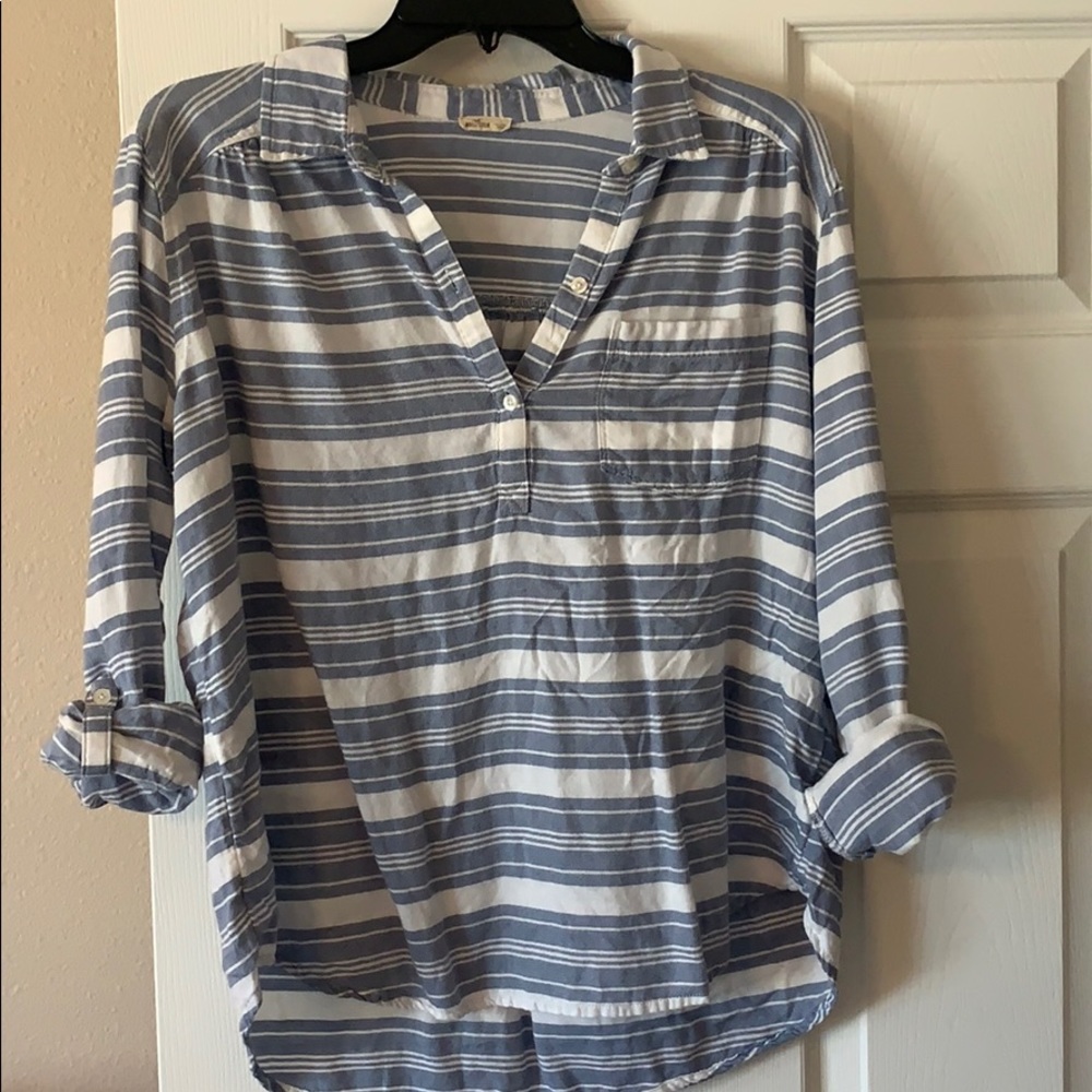 Hollister button flannel blouse